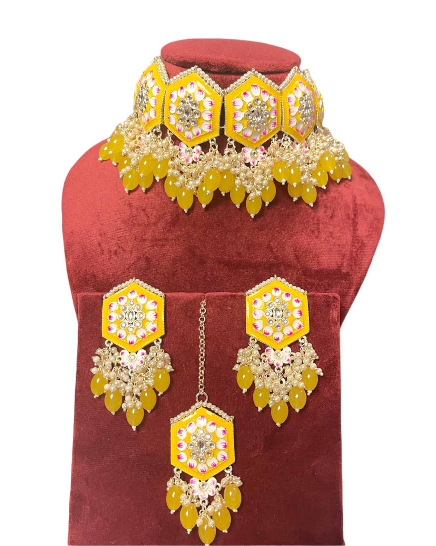 Yellow Kundan and Meenakaari Choker Set